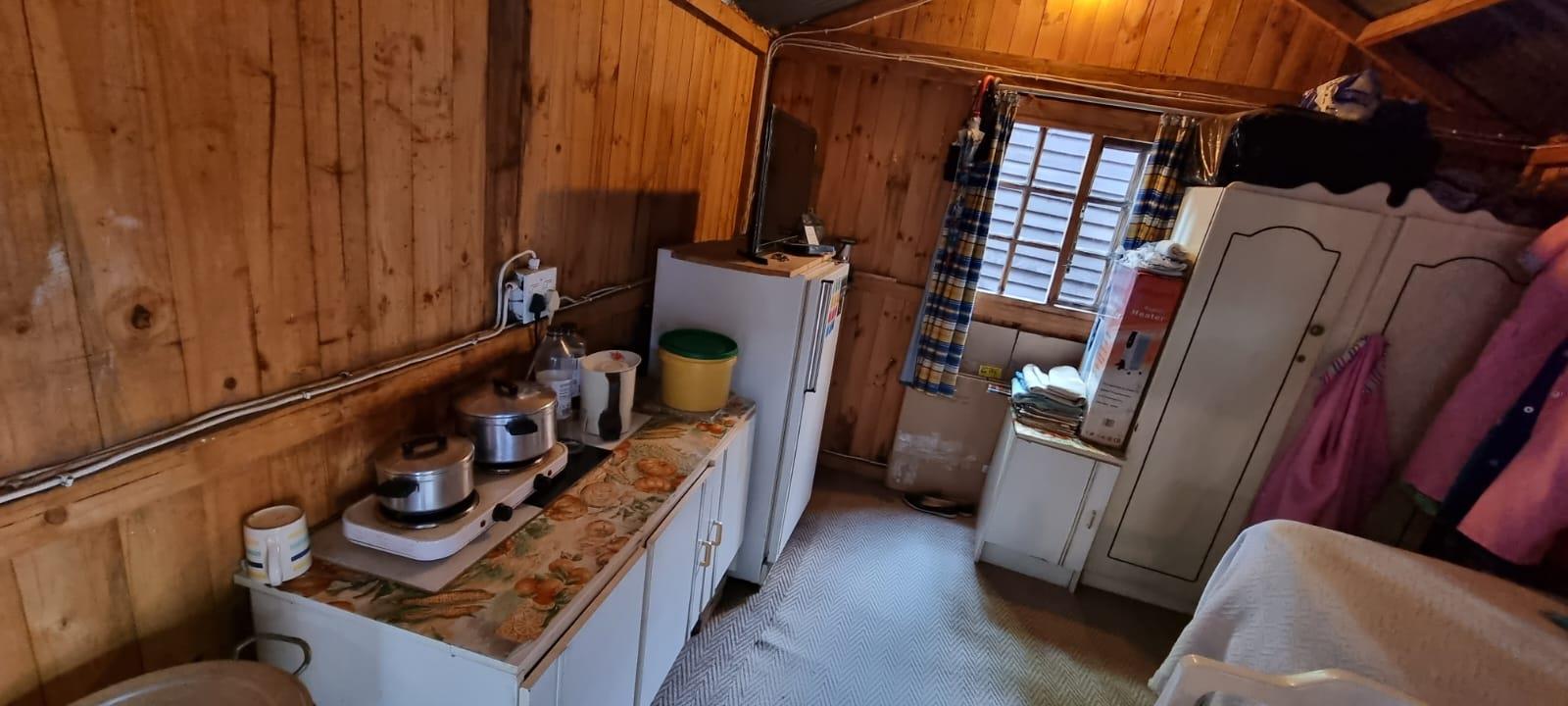 317275760.jpg