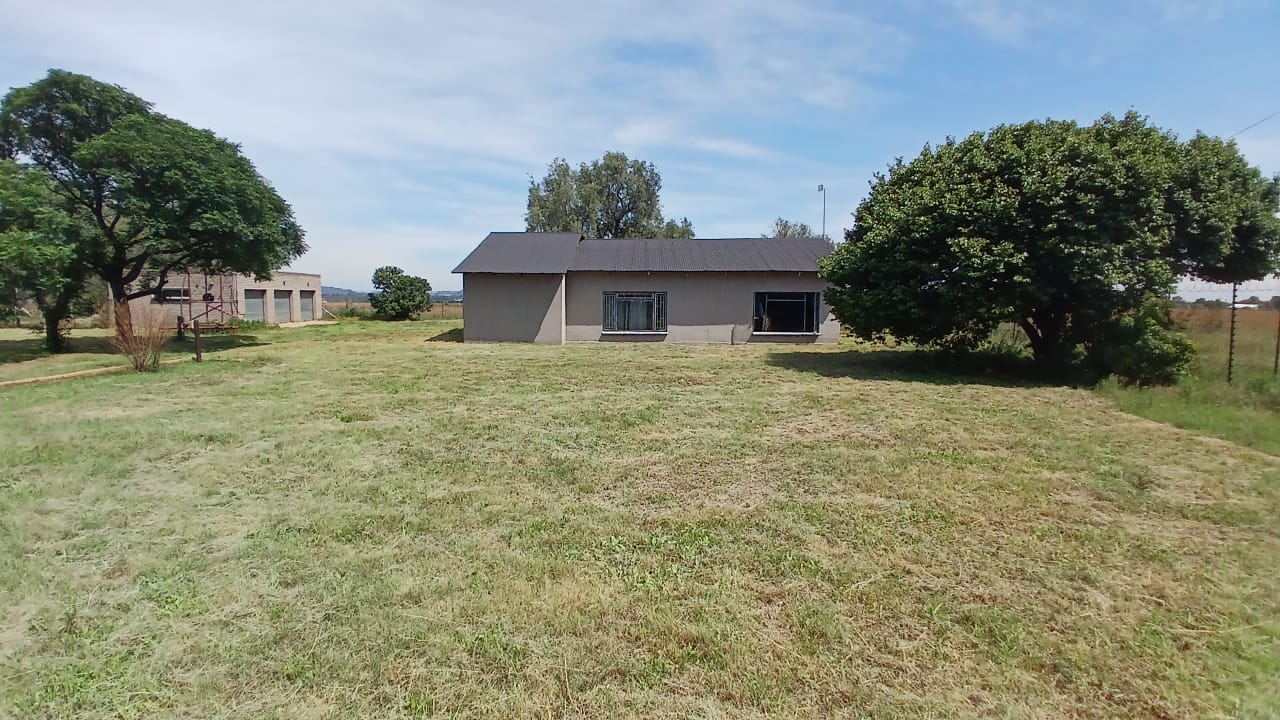 4 Bedroom Farm for Sale - Gauteng