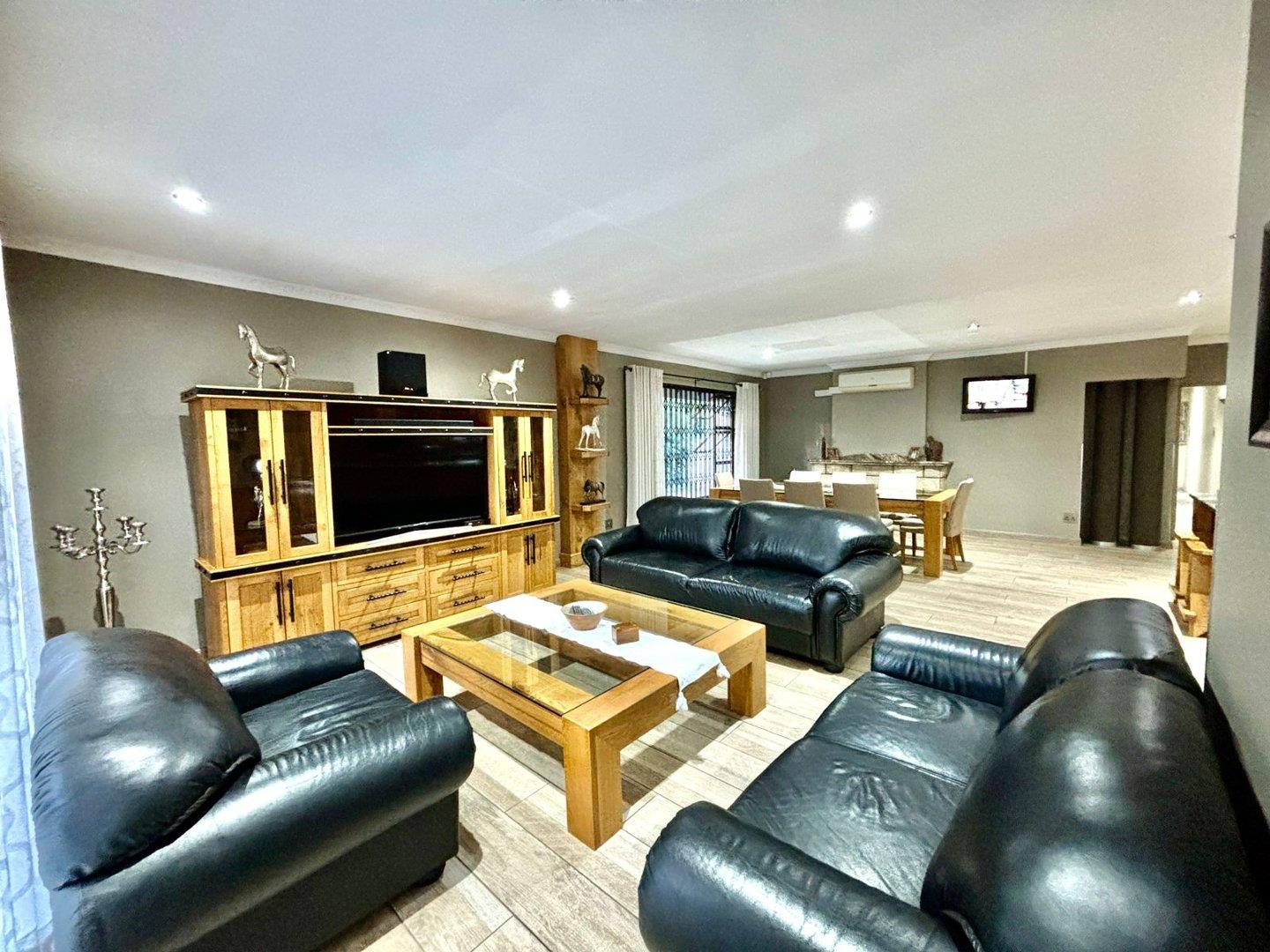 339172040.jpg