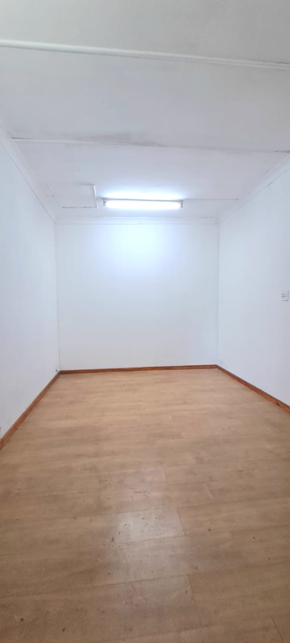 343551950.jpg