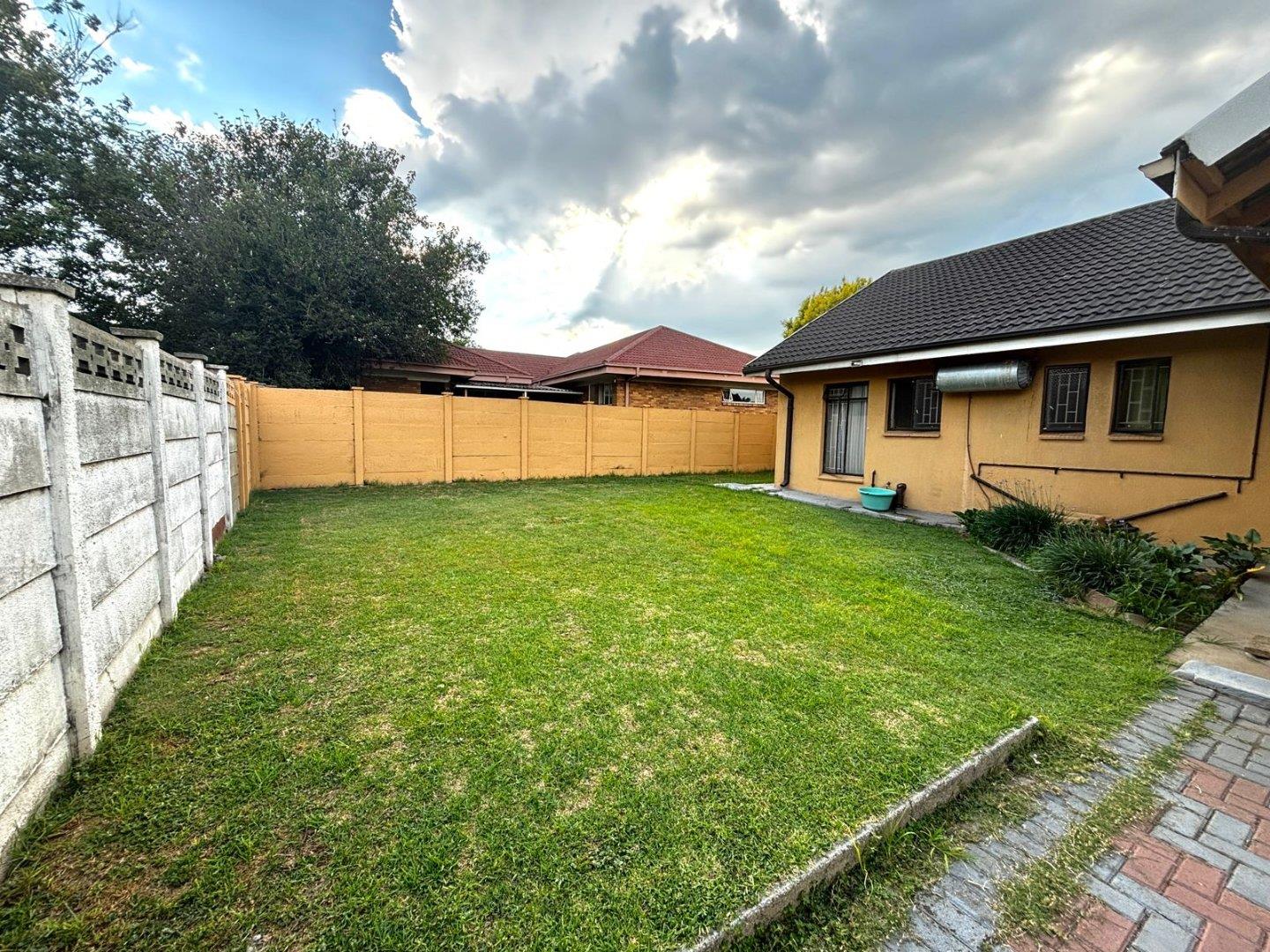 4 Bedroom House for Sale - Gauteng